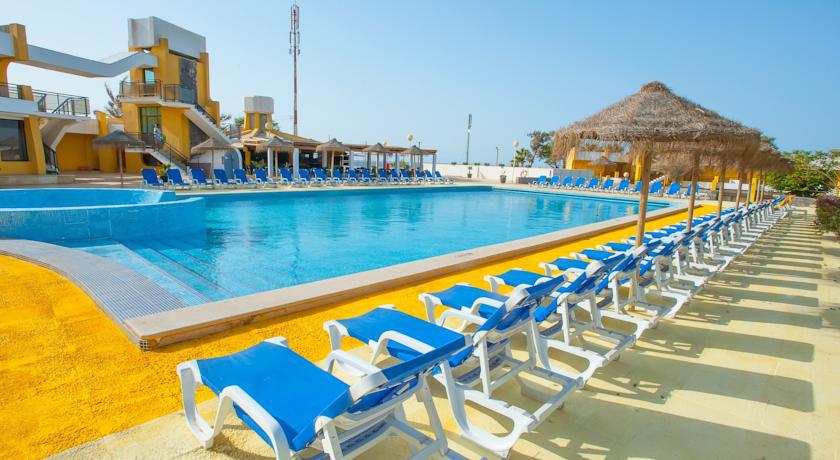 Oasis Praiamar Exterior photo